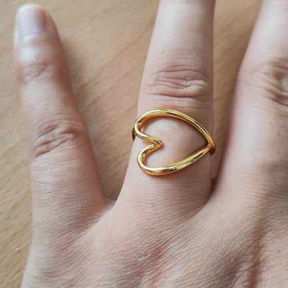 Organically Shaped Heart Ring – 14K Gold Plated