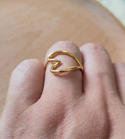 Organically Shaped Heart Ring – 14K Gold Plated