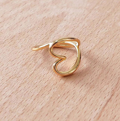 Organically Shaped Heart Ring – 14K Gold Plated